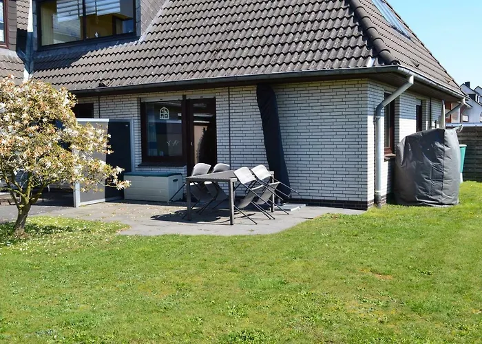 Strandnahe Ferienwohnung Duhnen - Garten, Strandkorb, 4 Personen Cuxhaven